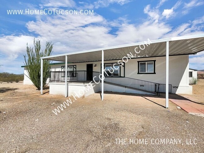 Primary Photo - 9630 W Calle Cibeque