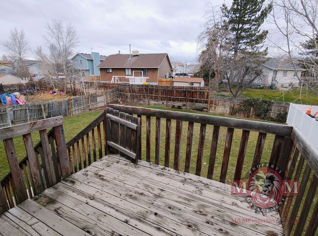 Building Photo - Beautiful Remodeled 4 Bd 2 Bath Home