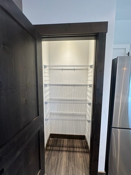 Building Photo - 1010 Baker Ave