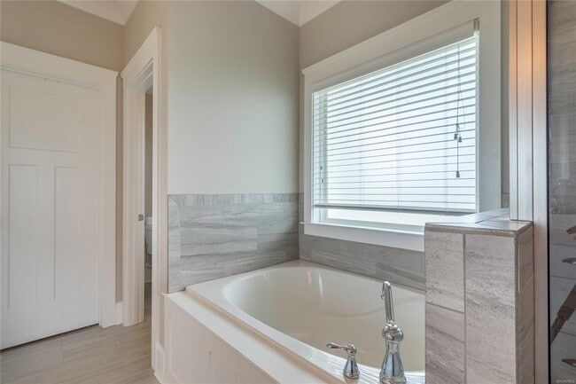 Building Photo - 201 Ave of The Orchards