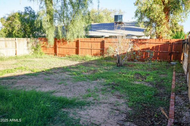 Building Photo - 5528 W Venus Way