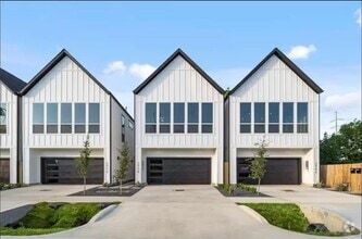 Building Photo - 3610 Dreyfus St