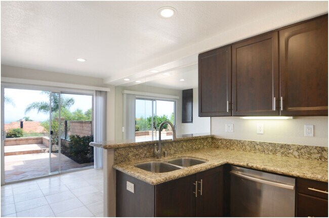 Building Photo - Stunning Home in Laguna Niguel with View!!!!