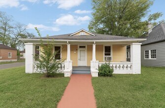 Building Photo - 1520 Avenue G