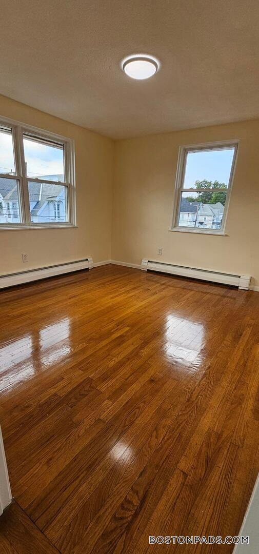 Building Photo - 18 Belmont St