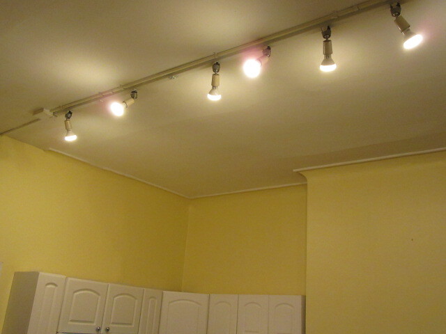 LED track on Dimmer - 4720 Cedar Ave