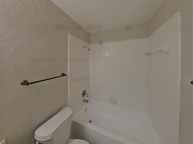 Building Photo - 709 Flagstone Way