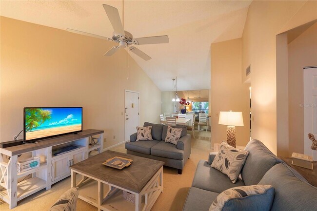 Building Photo - 646 Bird Bay Dr E