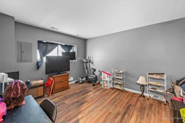 Building Photo - 2270 Aurora Dr