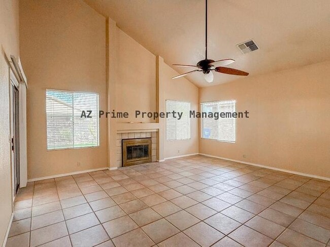 Building Photo - 2534 W Orchid Ln