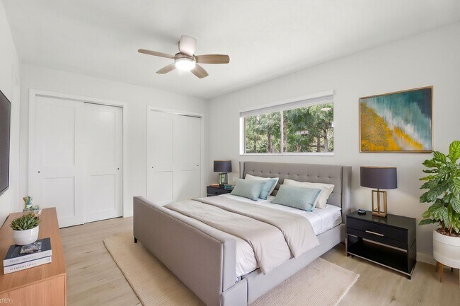 Building Photo - Updated 3-Bedroom Duplex with Modern Finishes in Oviedo