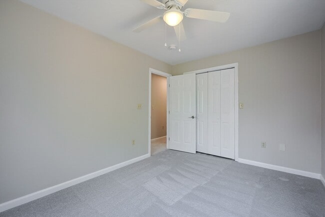 Building Photo - 127 Brook Rd