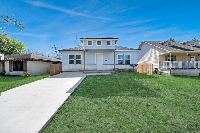 Building Photo - 7160 Rook Blvd