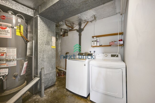 Building Photo - Beautiful Single Family House Bellevue Ava...