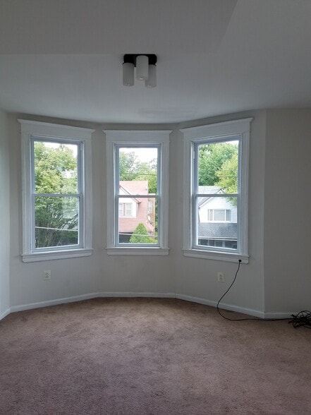 Building Photo - 6306 N 13th St