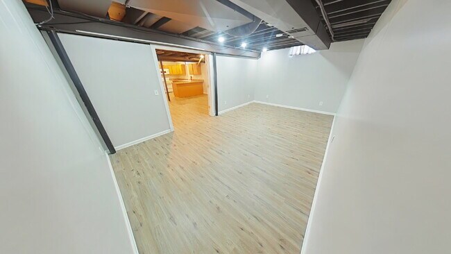 Building Photo - 21494 Pine Cone Dr