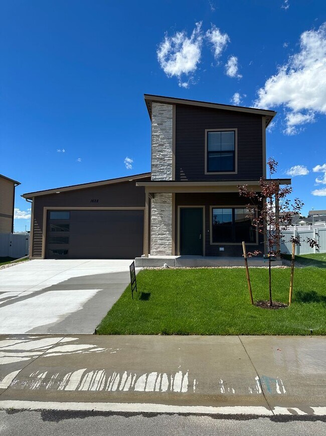 Primary Photo - BEAUTIFUL NEW CONSTRUCTION! 3 BEDROOM, 2 B...