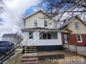 Building Photo - 1312 Curtis St