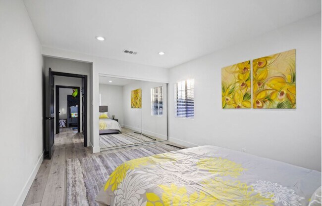 Building Photo - 5601 Corbett St