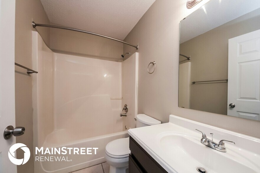 Building Photo - 1728 Dorset Dr