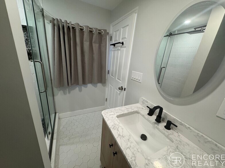 Building Photo - 12 Sewall Ave