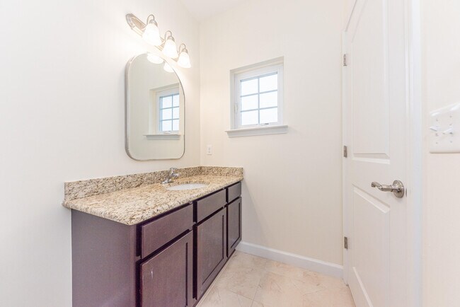 Building Photo - 5518 Arbor Chase Dr