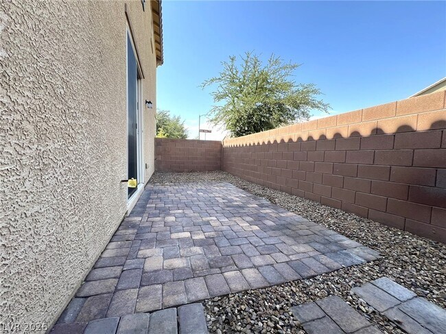 Building Photo - 3152 Monza Manor Walk