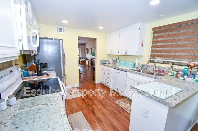 Building Photo - 17148 Village 17