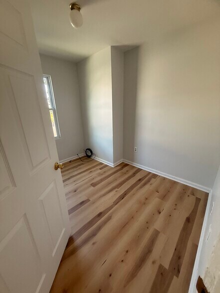Building Photo - 21 Avenue A