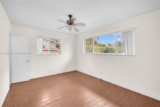 Building Photo - 5133 NE 18th Terrace