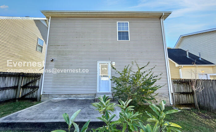 Building Photo - 720 William Howard Pl