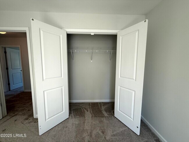 Building Photo - 1069 S Innovation Dr