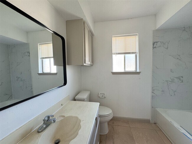 Building Photo - 4431 Yupon Ridge Dr