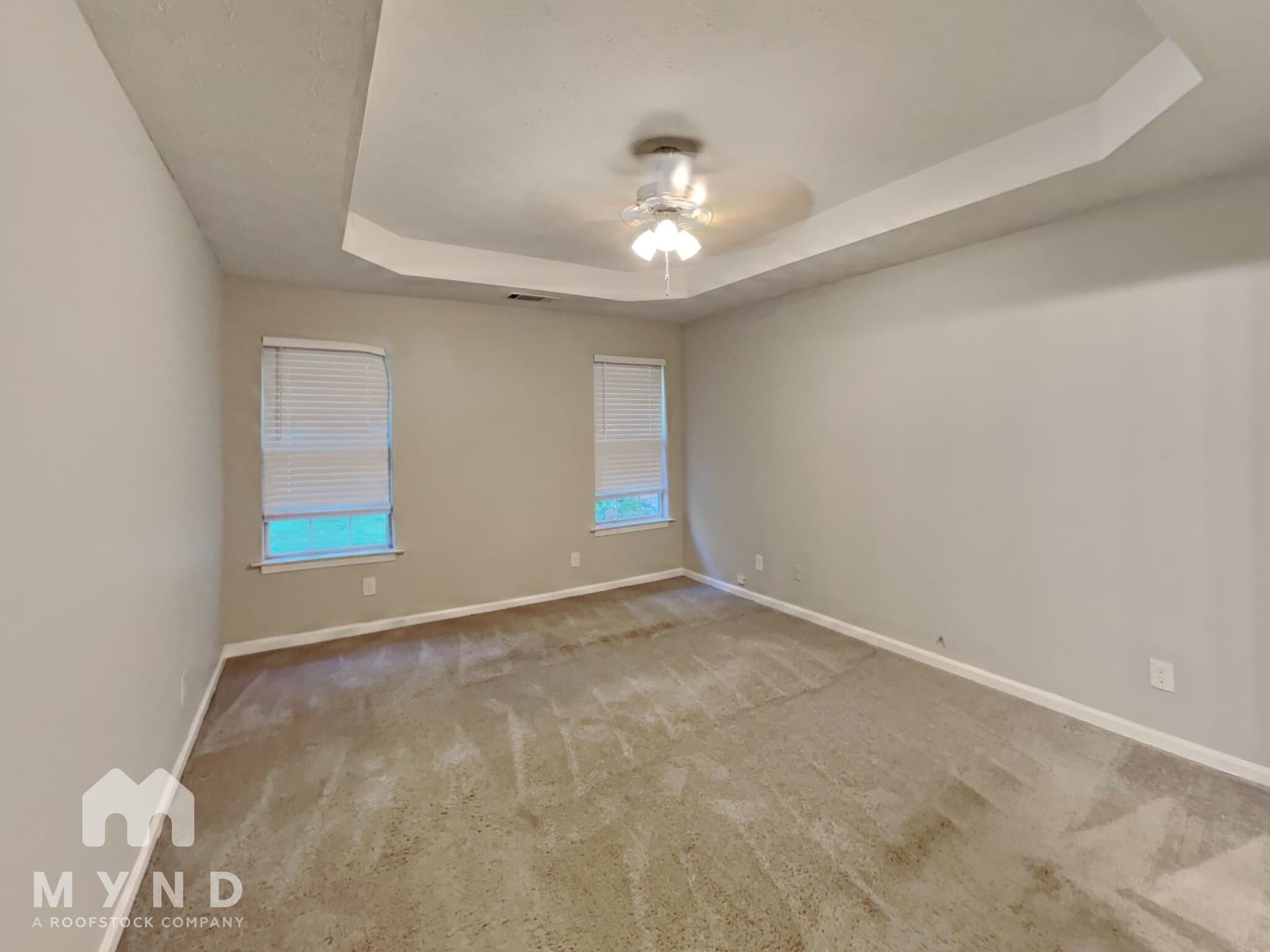 Building Photo - 725 Cowan Rd