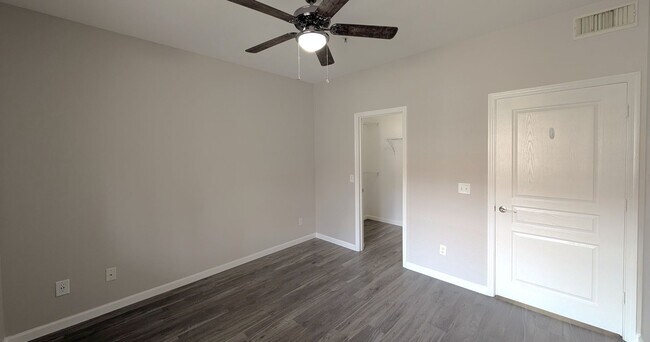 Building Photo - 1 Bedroom Condo in the Solana Townhome Community Near E Baseline Rd and S Higley Rd!