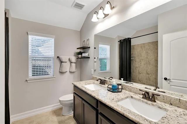 Building Photo - 3811 Cicada Ln