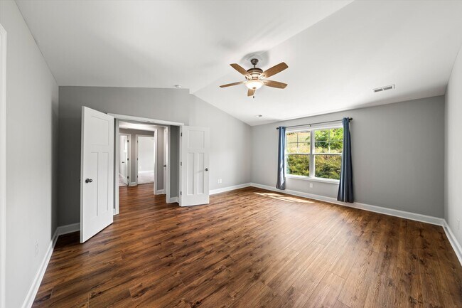 Building Photo - 9846 Foot Path Ln