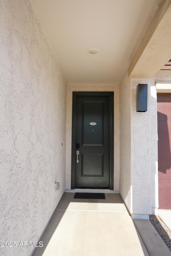 Building Photo - 7865 N 79th Ave