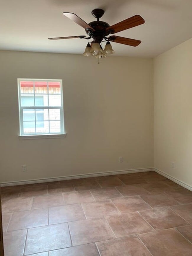 Building Photo - Spring Break Special - Move in NOW!!! and stay one month free
