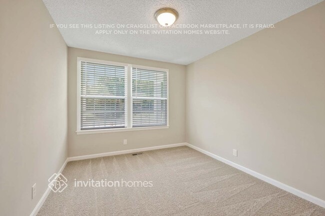 Building Photo - 533 Augusta Dr