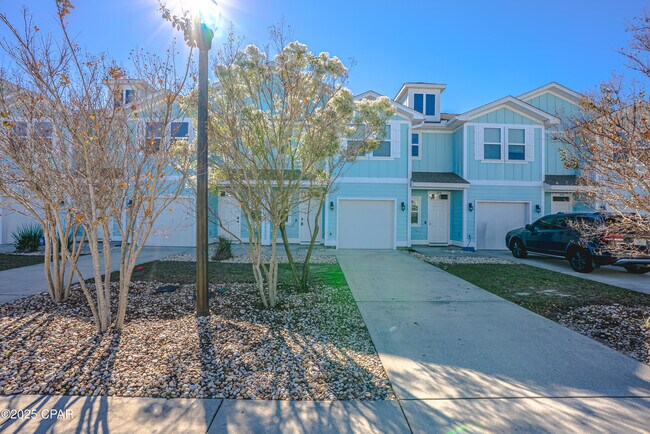 Building Photo - 7472 Shadow Lake Dr