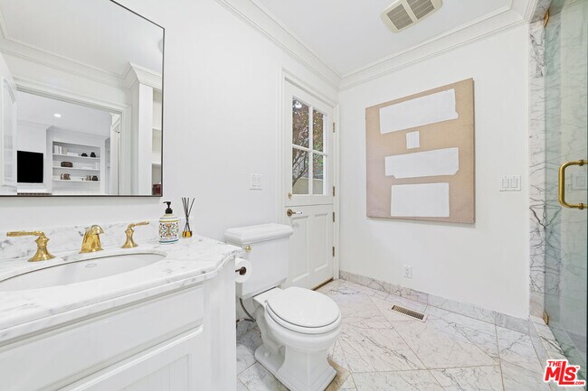 Building Photo - 515 S Westgate Ave