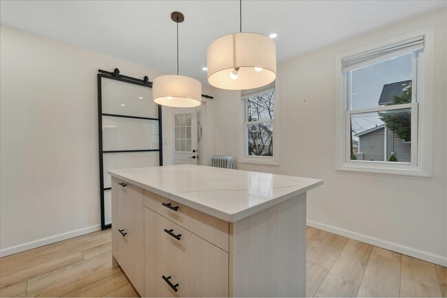 Building Photo - 316 Palisade Ave