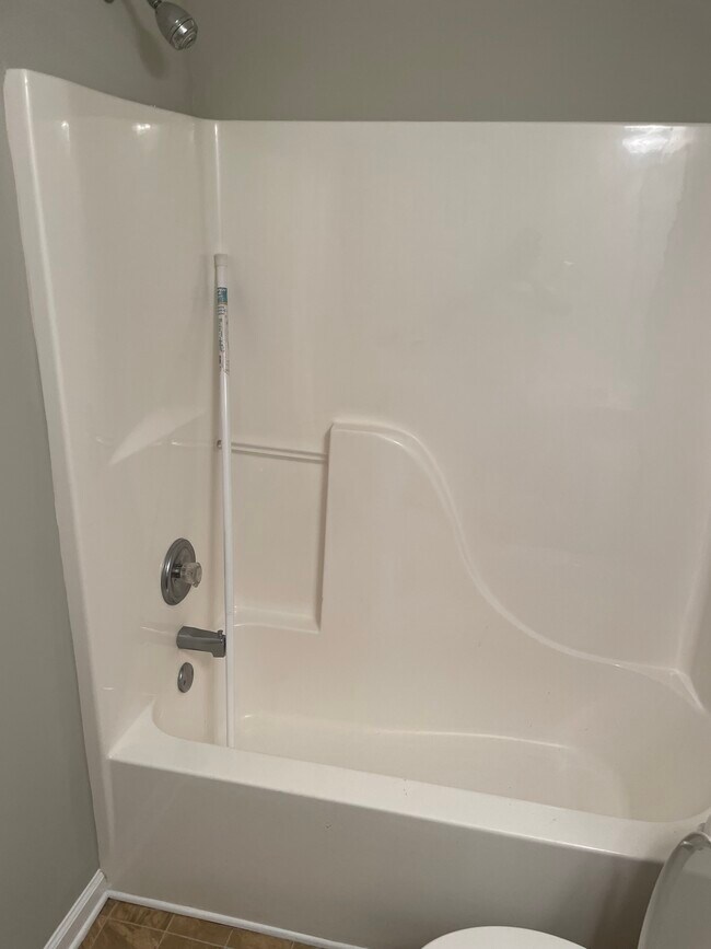 HALL BATHROOM - 11483 S Glen St