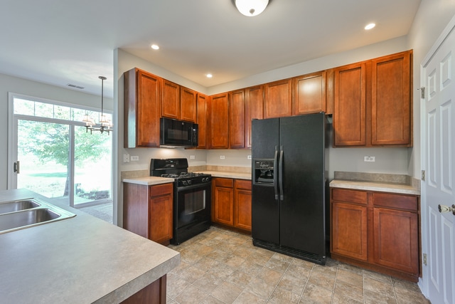 Building Photo - 637 Springbrook Trail N