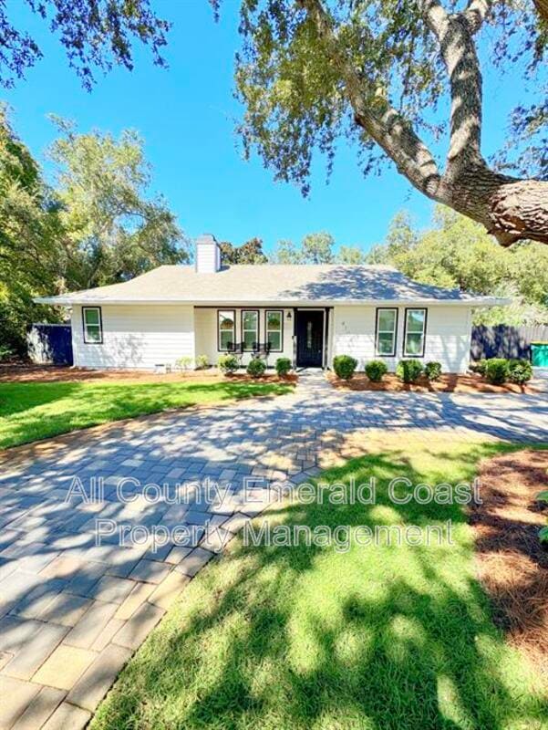 Building Photo - 4104 Indian Bayou N