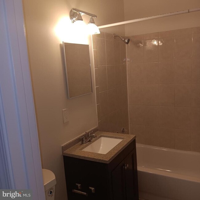 Building Photo - 14914 Belle Ami Dr