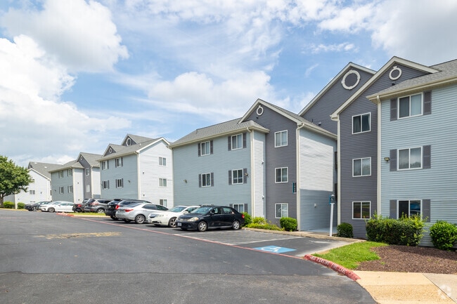 Building Photo - The Hills Southview Apartments