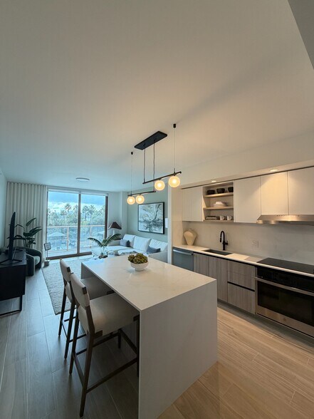 Building Photo - 3425 Garden Ave