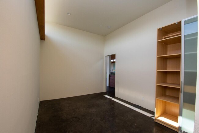 Building Photo - 3027 25th St